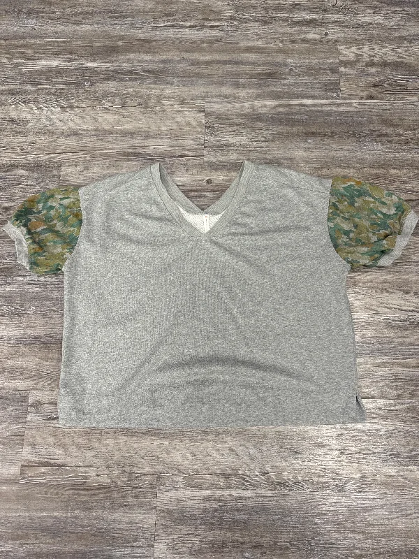 Top Short Sleeve By Daily Practice By Anthropologie In Grey, Size: Xl