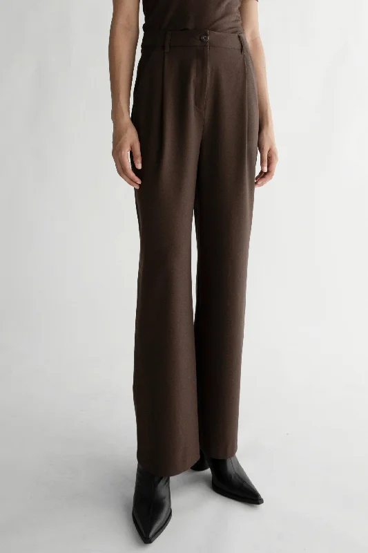 STRAIGHT LEG TROUSER