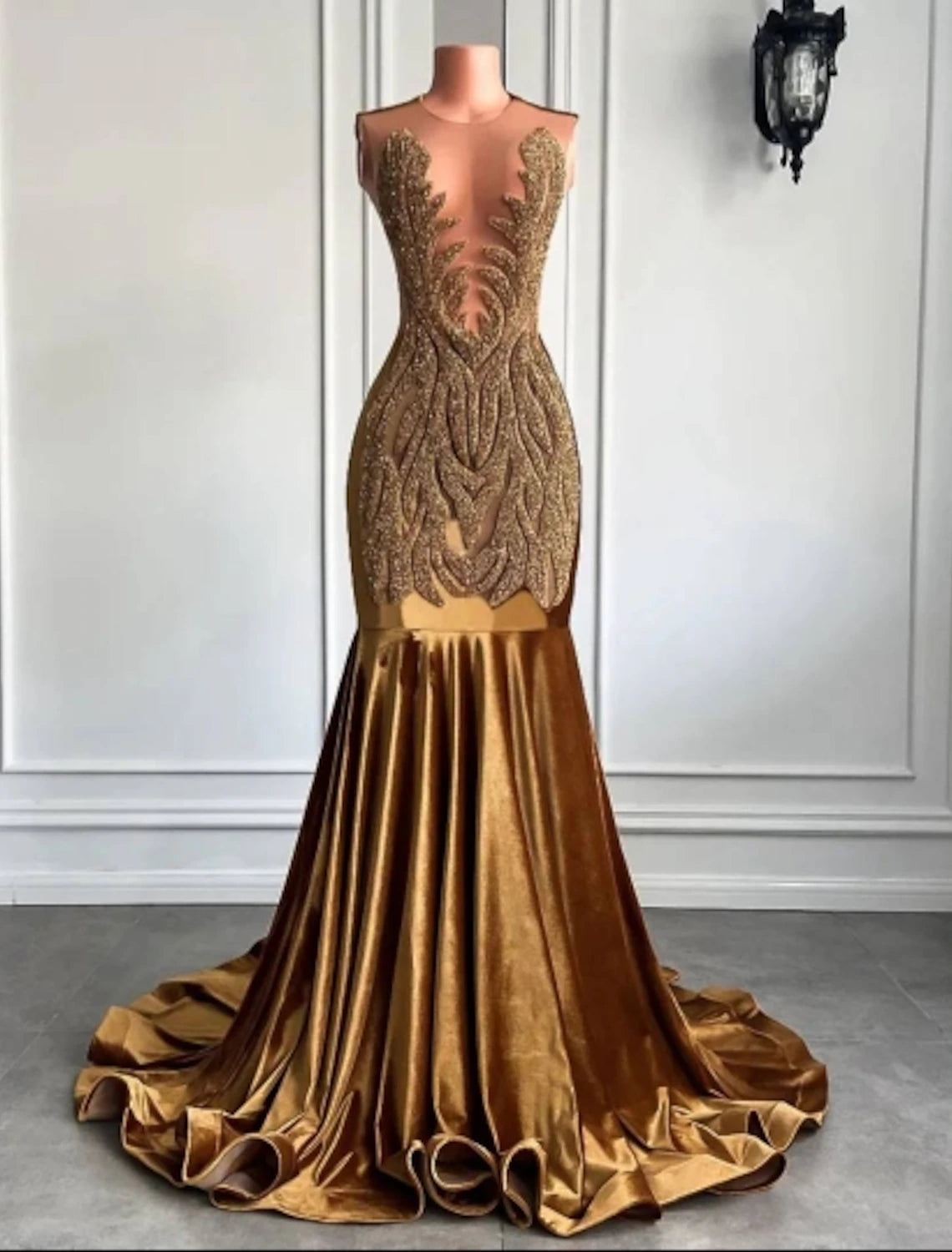 Mermaid / Trumpet Evening Gown Sparkle & Shine Dress Carnival Formal Court Train Sleeveless Jewel Neck African American Velvet with Beading